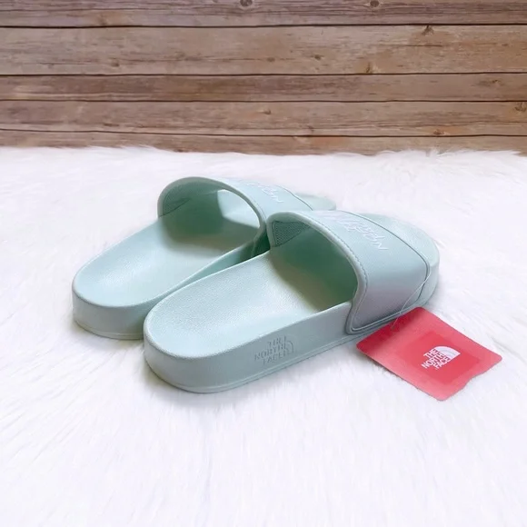 The North Face Women’s Basecamp Slide III - Picture 2 of 6